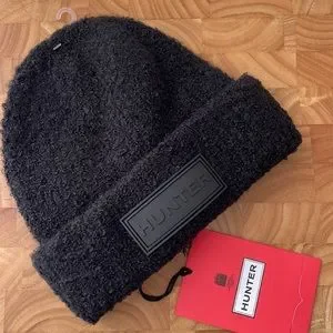 Hunter | Accessories | Hunter Tonal Patch Beanie In Black  display picture 2